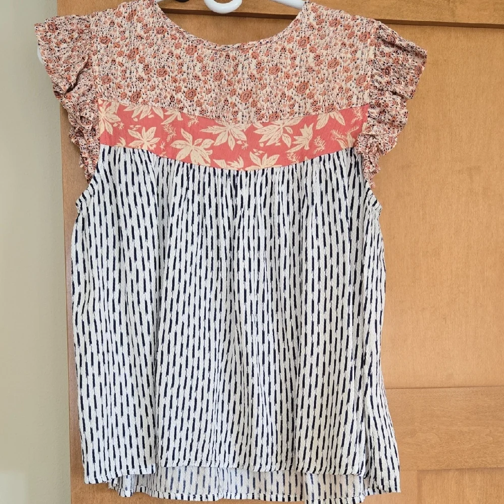 THML Mixed-Pattern Flutter Sleeve Top in Coral, White and Navy - Picture 1 of 3